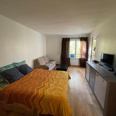 Appartement 35 M2 Creteil L Echat Екстер'єр фото